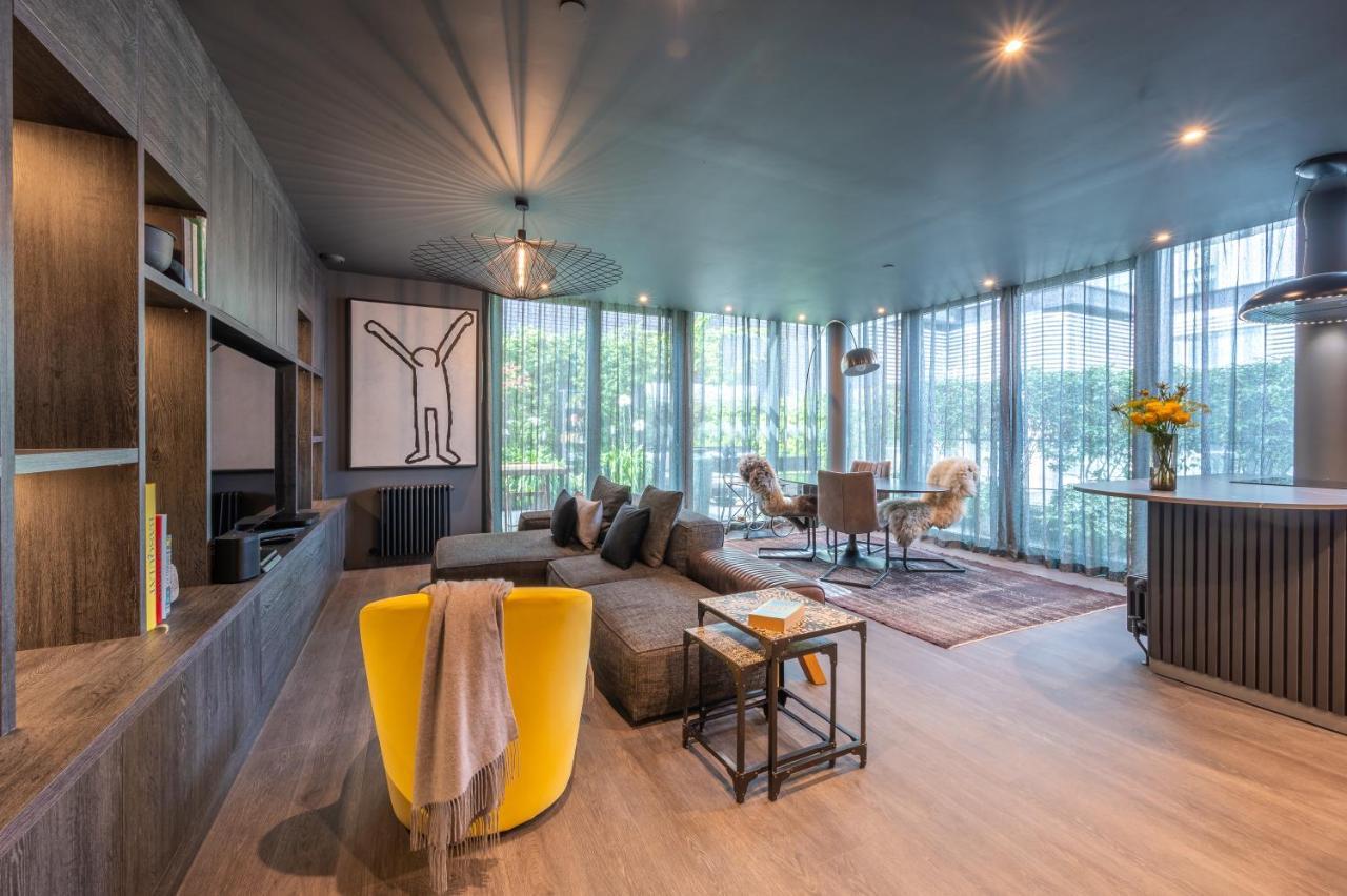 Appartamento Luxurious Penthouse, Expansive Wrap-Around Terrace Londra Esterno foto