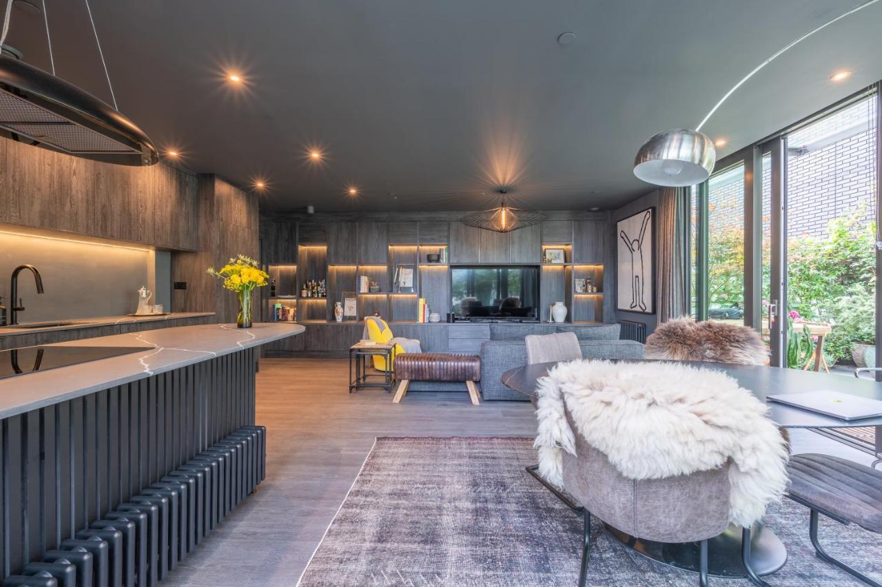 Appartamento Luxurious Penthouse, Expansive Wrap-Around Terrace Londra Esterno foto