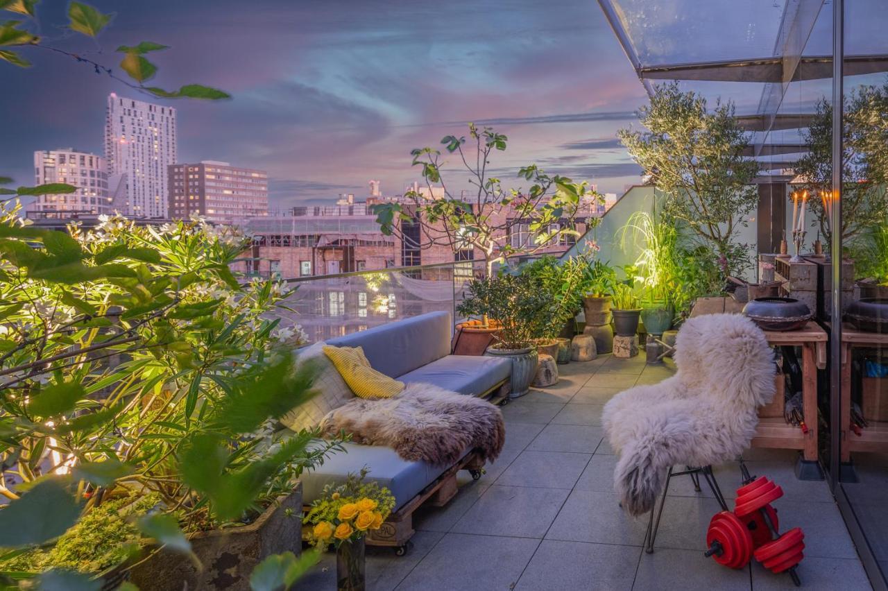 Appartamento Luxurious Penthouse, Expansive Wrap-Around Terrace Londra Esterno foto