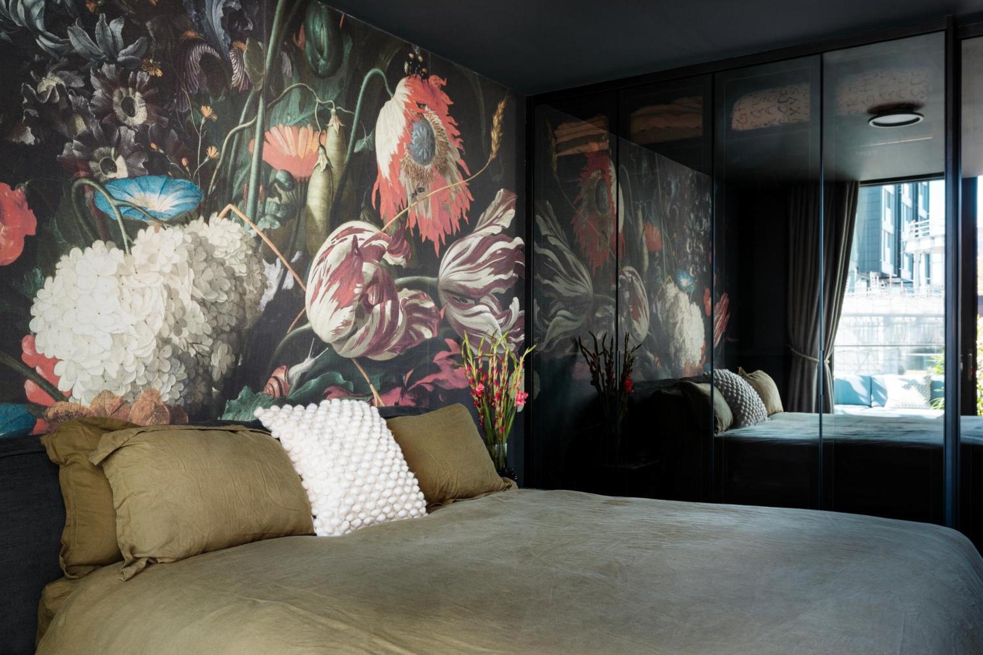 Appartamento Luxurious Penthouse, Expansive Wrap-Around Terrace Londra Esterno foto